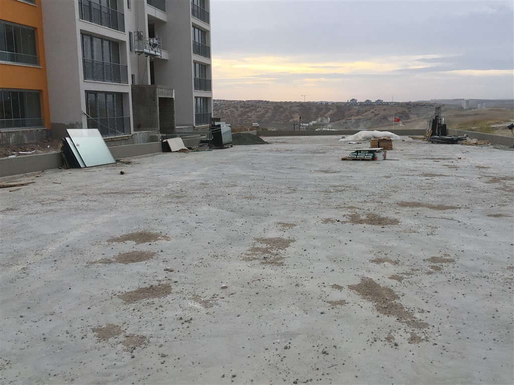 Sprey Polyurea Perde Betonu Yalıtımı